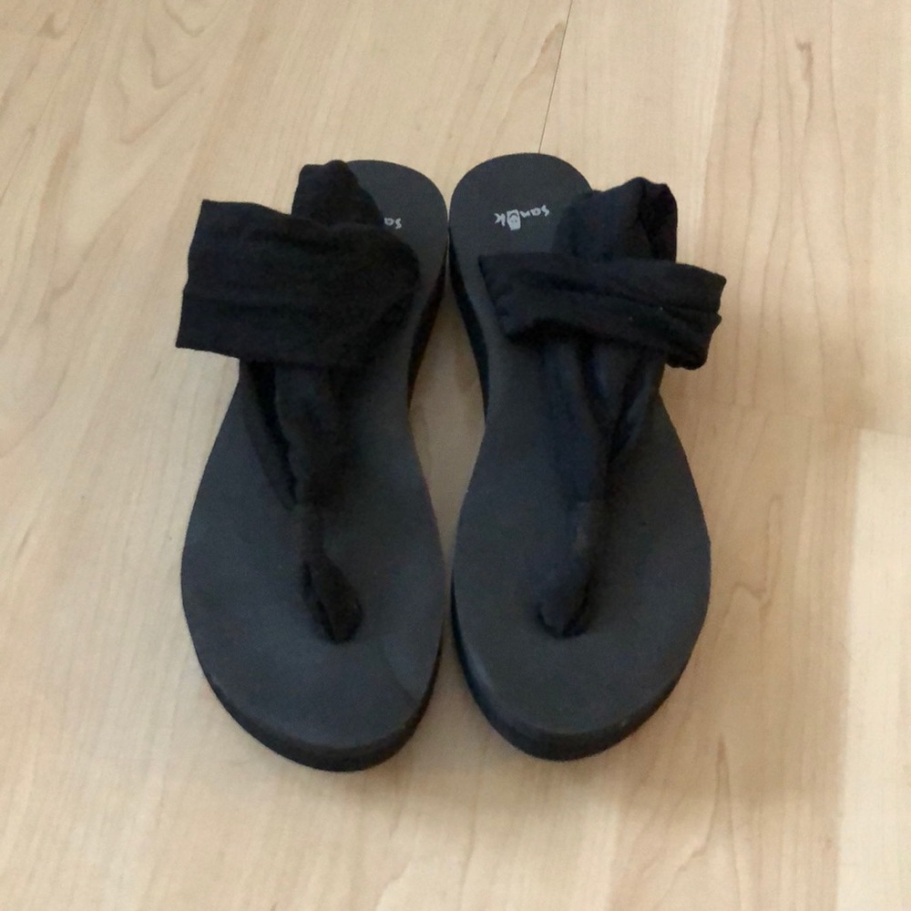 Sanuk Platform Yoga Sandals